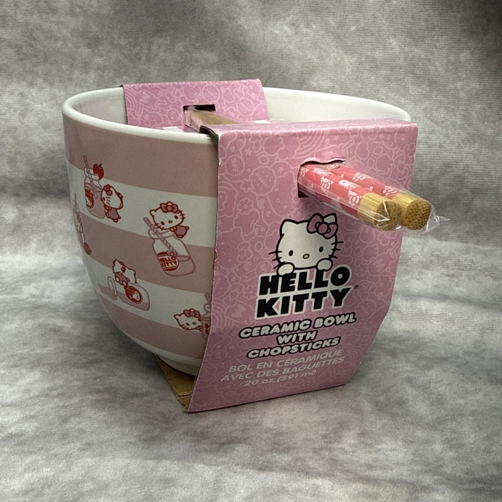 Sanrio Hello Kitty Strawberry Milk Ceramic Ramen Bowl W/Chopsticks 16 Oz NEW NIB